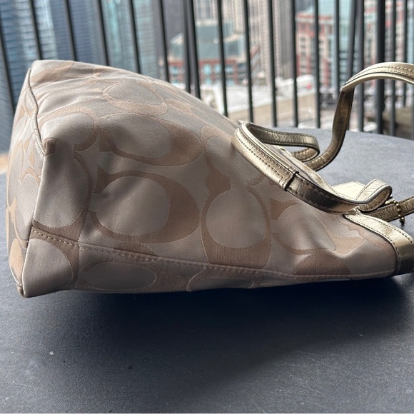 Coach Poppy Daisy Gold Applique Optic C Y2K Tote Shoulder Bag RARE - Picture 12 of 15